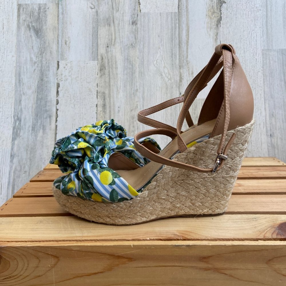 CLEARANCE! Gianni Bini Size 9.5 Sharmae Wedge Espadrille Sandals Lemon Print Pom - Picture 4 of 12
